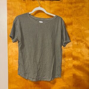 Old Navy Women's Short Sleeve Crewneck Tee in Gray